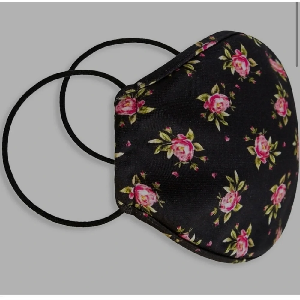 Alice + Olivia Black Jersey Floral Face Mask NEW In Package - Black